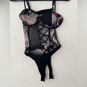 Willow floral body suit XS